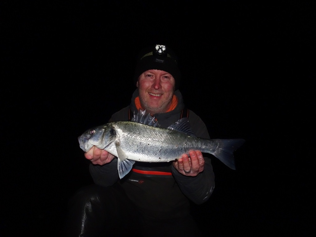 https://southdevonbassguide.files.wordpress.com/2022/02/marc-colwing-bass-in-winter-on-lures.jpg?w=1024